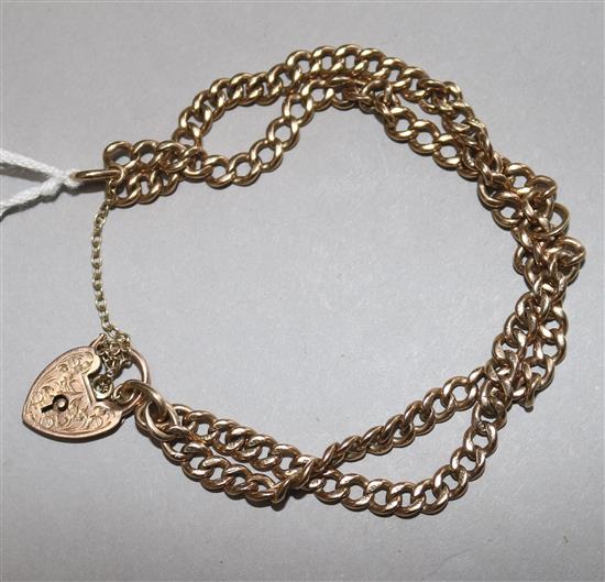 A 9ct gold curb link bracelet
